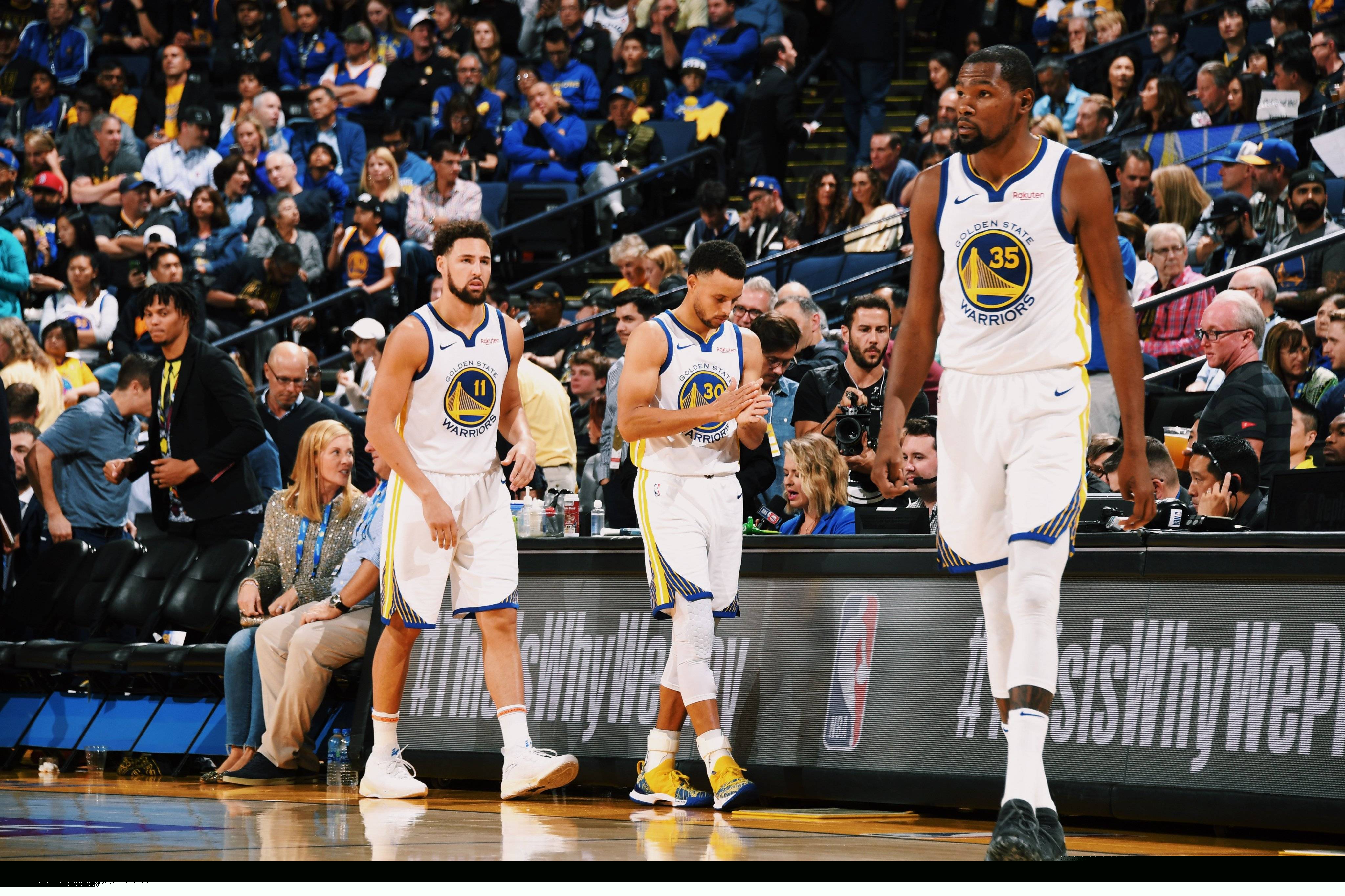 泰山队海口开启冬训，三名新星缺席国足集训（泰山队海口拉开冬训序幕，三小将缺席国足集训）