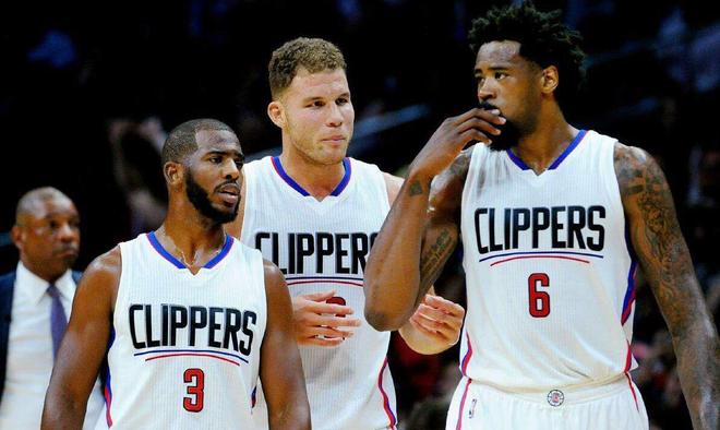 官方：尼科战皇家奥维耶多的一条龙破门当选西甲11月最佳进球（官宣：尼科对皇家奥维耶多的长途奔袭破门当选西甲11月最佳进球）