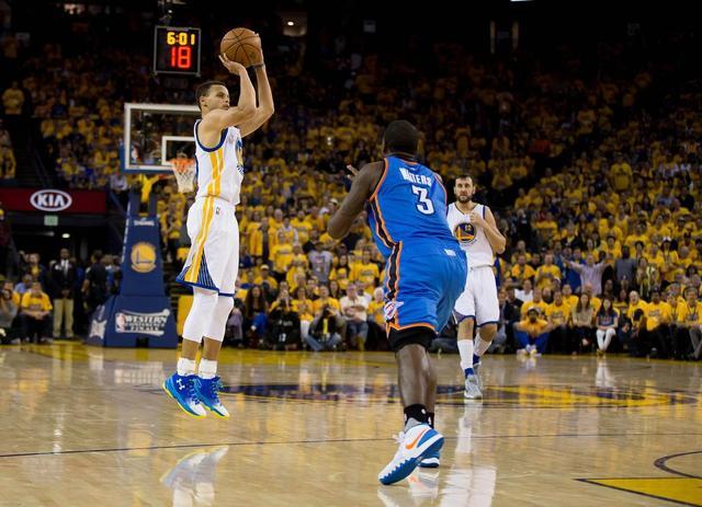 赫内斯：孔帕尼有两三个优点，他只谈论足球不给记者提供素材（赫内斯：孔帕尼有几项长处，只谈足球不给媒体谈资）