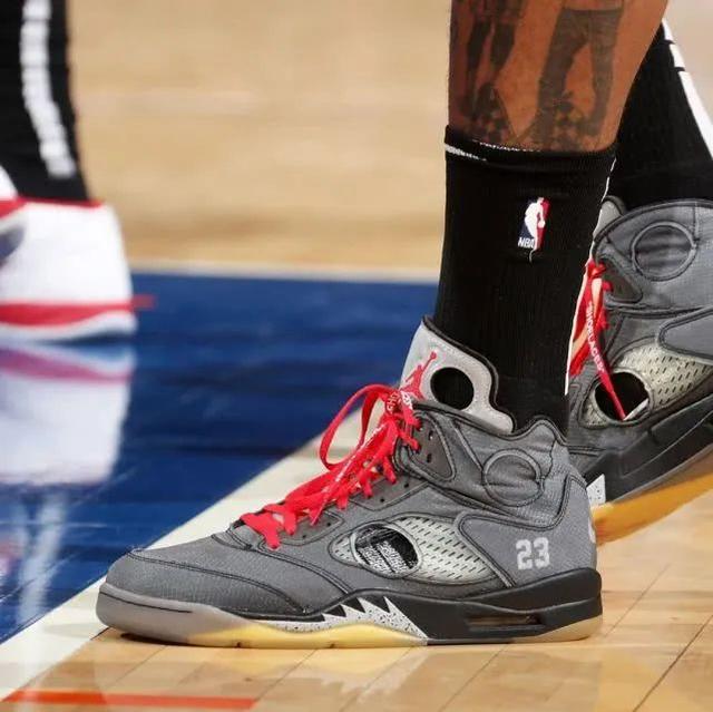 大中锋好用，沃尔特马德本赛季俱乐部+国家队20场10球1助攻（支点中锋真香！沃尔特马德本季双线20战斩获10球1助）