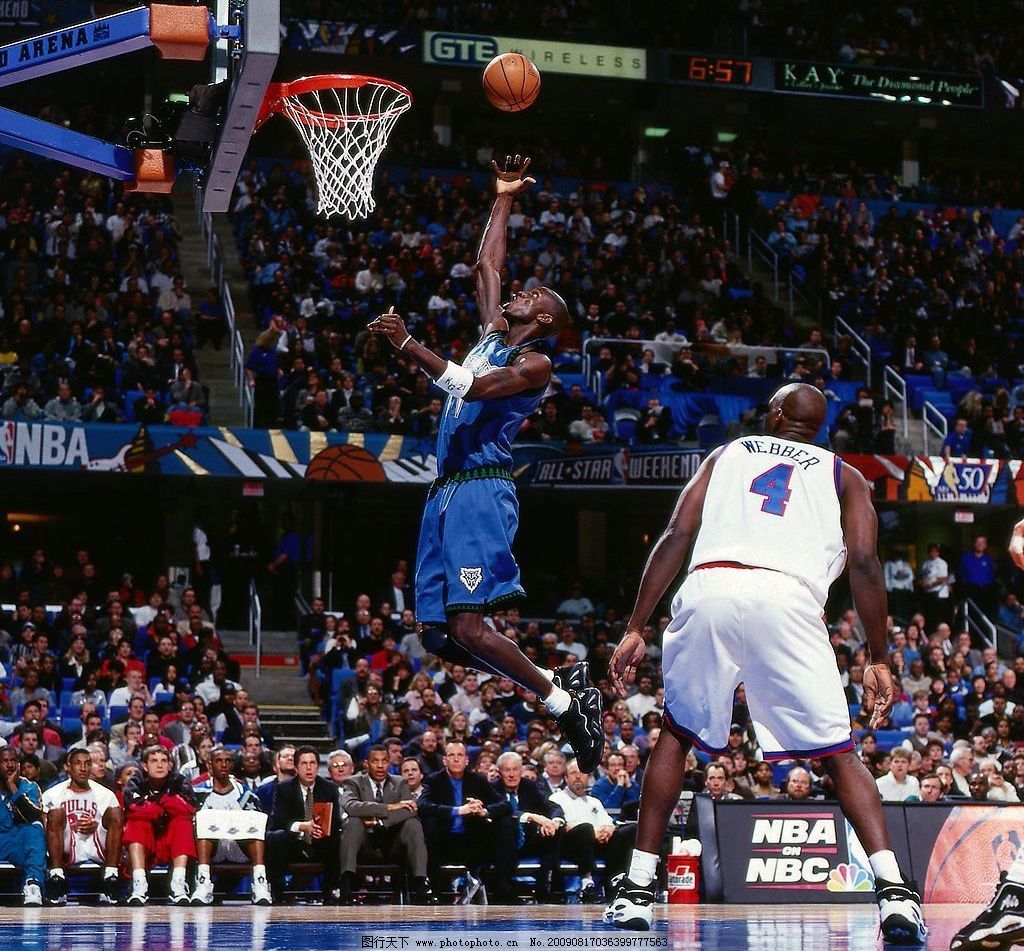 KK：对阵毕包下半场我们状态更好，创造了很多机会但没把握住（KK：战毕包下半场表现更佳，机会不断却未能转化为进球）