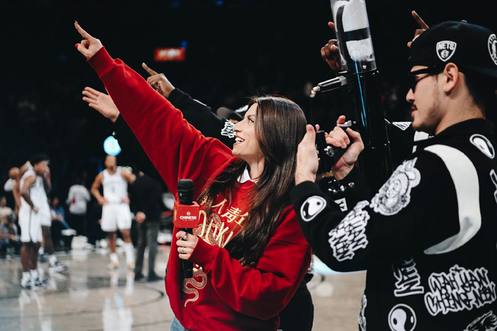 和利物浦一个病情，后防不稳，更衣室失控（与利物浦同样困局：后防不稳，更衣室失控）