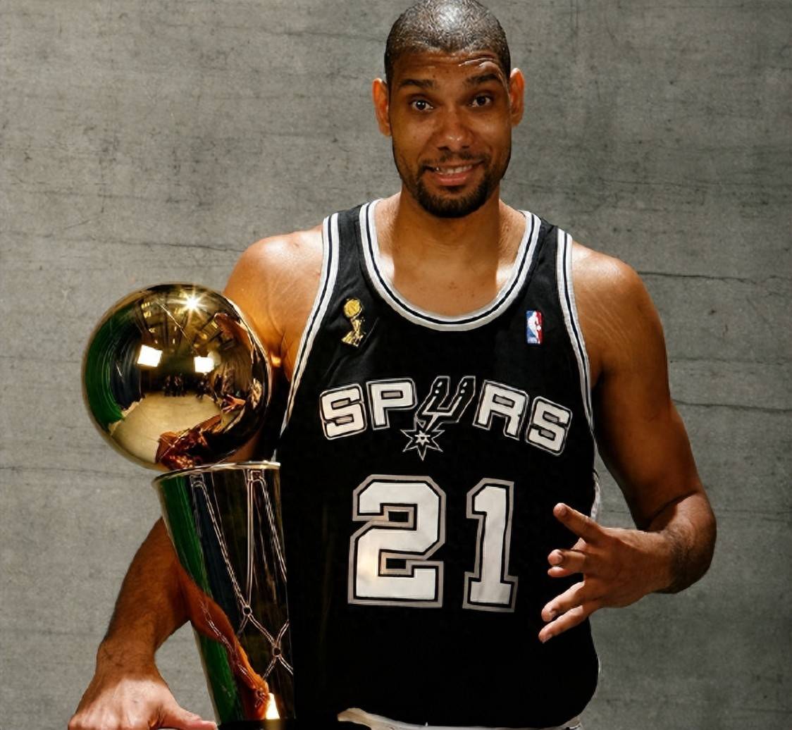 19+5！辽篮新星海外联赛爆发 出色表现令对方球员砸球泄愤（砍下19+5！辽篮新星海外联赛大放异彩 对手怒砸皮球泄愤）