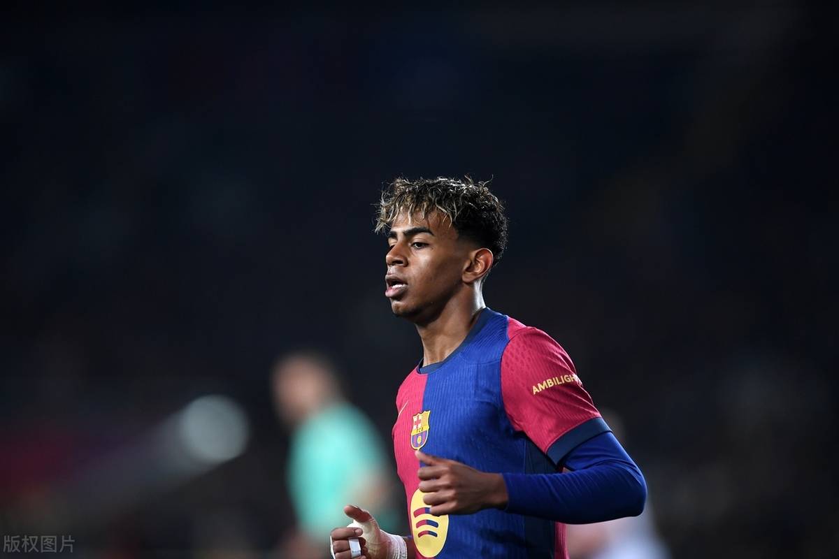 意天空：DV9内收肌疲劳目前已经返回意大利，他没有出现伤病（意天空：DV9因内收肌疲劳已返意，确认无伤情）