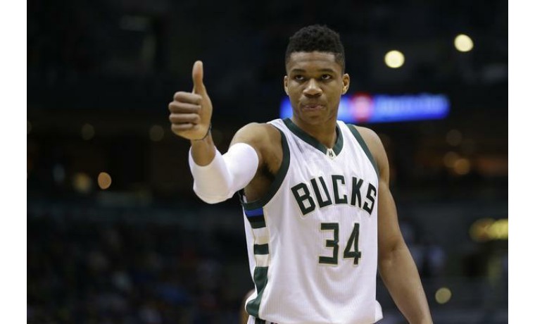 小法：意大利不认同青训越级提拔；相信莫拉塔会重新振作起来（法布雷加斯：意大利不赞同青训跳级提拔，坚信莫拉塔会走出低谷）