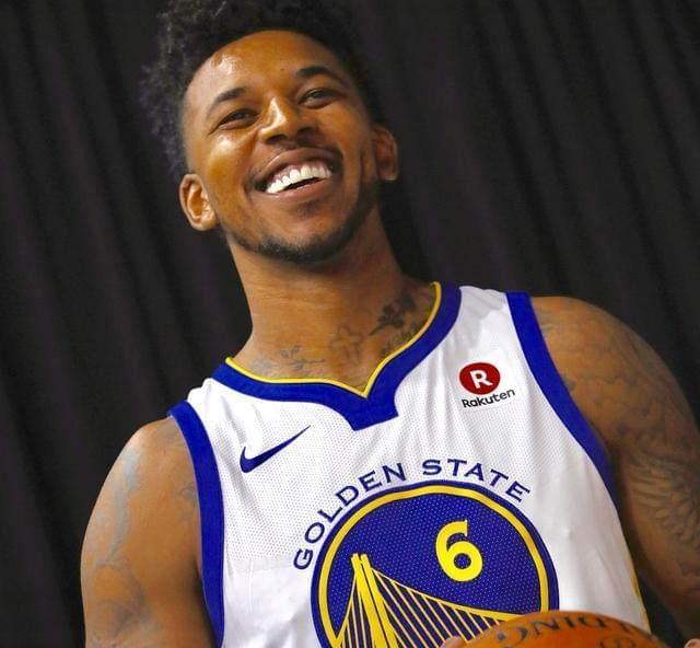 浓眉昨日复出，独行侠对阵湖人防守效率135.8赛季最差（浓眉复出之战，湖人对独行侠防守效率135.8创赛季最差）